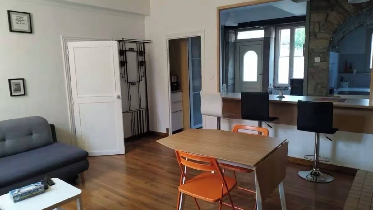 Talant Apartment | Pleasant, quiet apartment on the heights of Dijon, panoramic view 100m away!