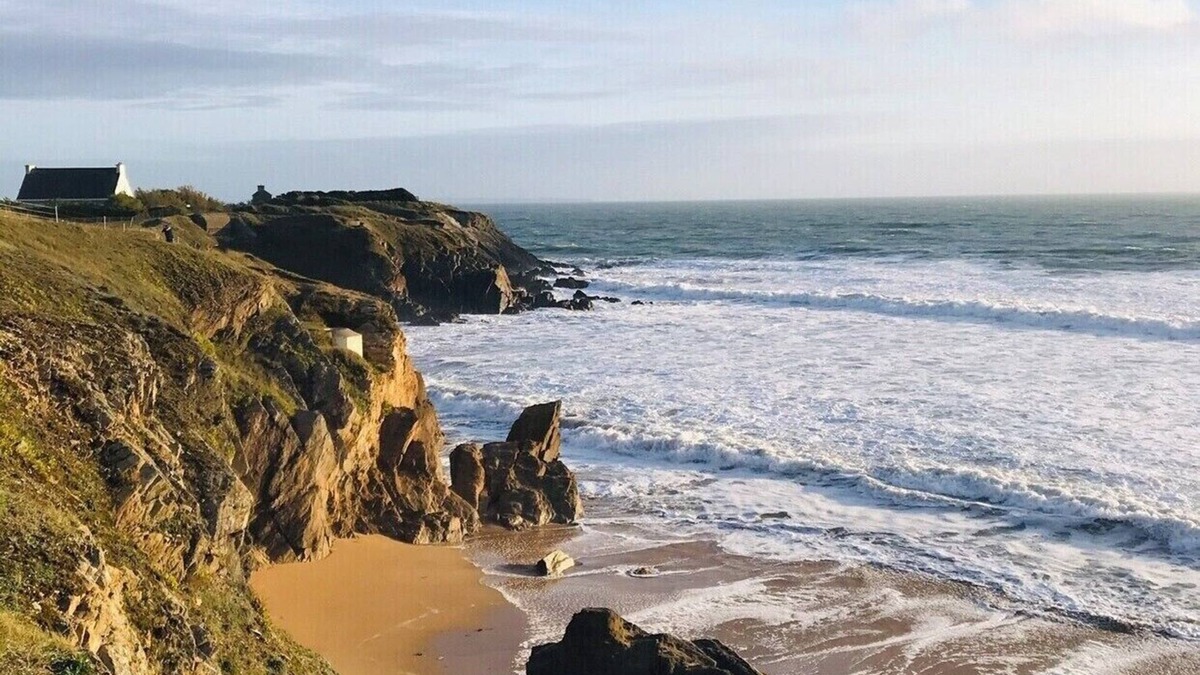 Clohars-Carnoet House | Pleasant recent house with sea and island views. Beaches at 750m