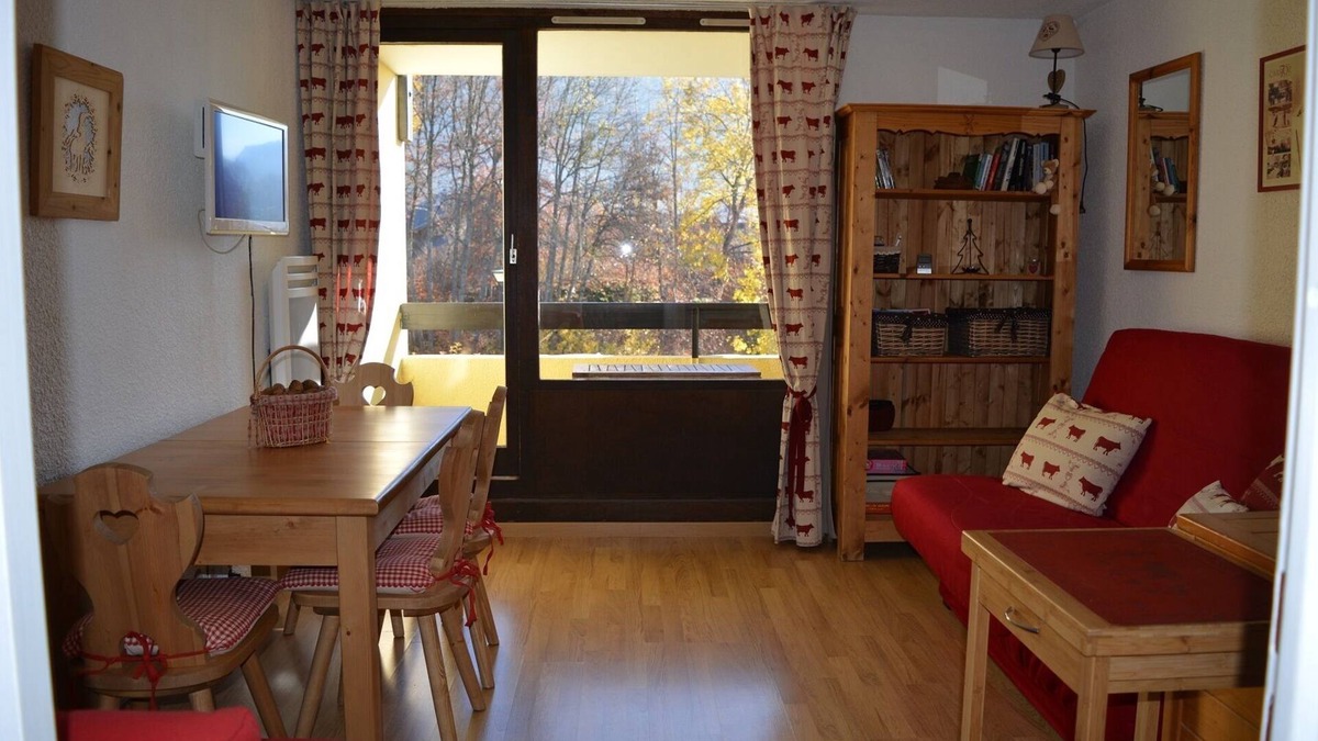 Les Carroz-d'Araches Apartment | Pleasant Savoyard resort studio