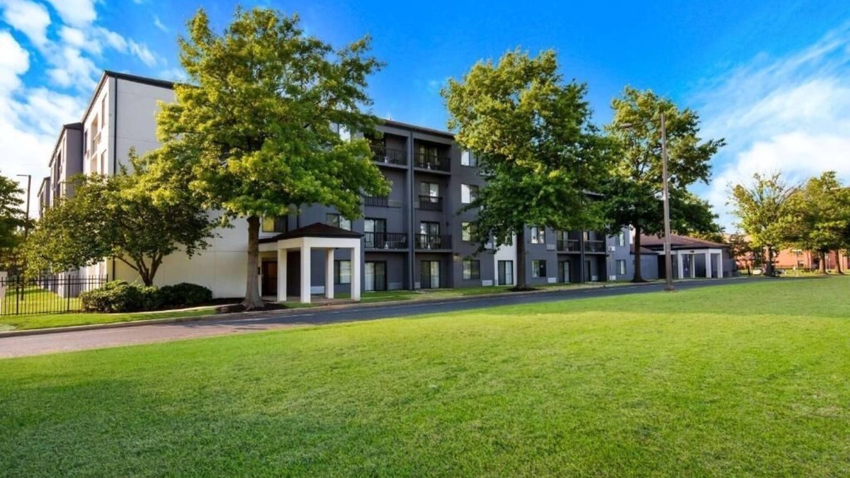 Eastwick Hotel | Pleasant Stay, Convenient Location! Short Drive to Museum of Art! Pets Allowed!