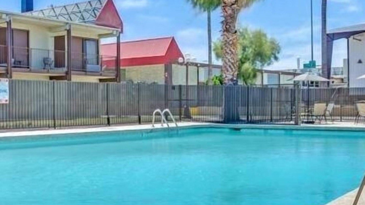 Downtown Tucson Resort | Pleasant Stay, Convenient Location! Free Parking, Onsite Outdoor Pool