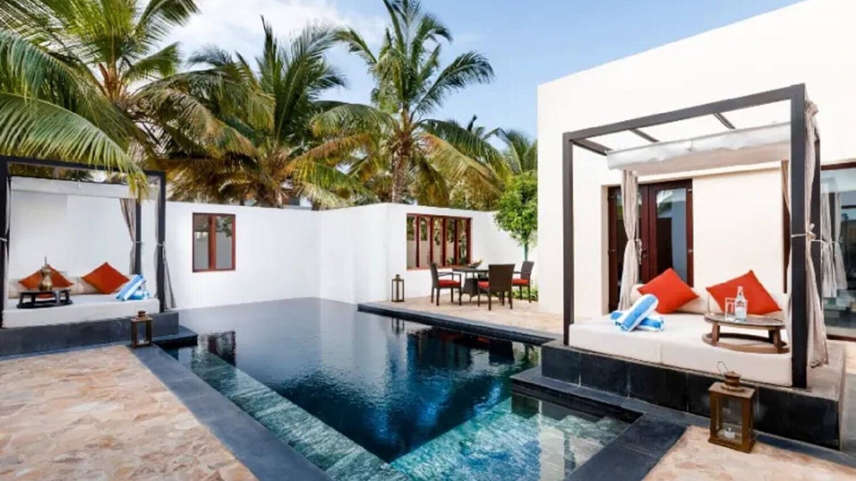 Salalah Hotel | Pleasant Stay! TWO 2BR Luxury Villas w/Private Pool! Spa Center, Seafront Hotel