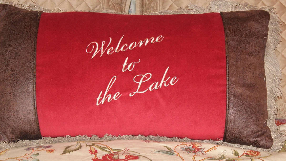 Raymond Cottage | PLEASE READ REVIEWS of SEBAGO LAKE COTTAGE - 2026 BOOKINGS BEGINNING Oct 1st