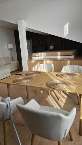Dolni Lanov Apartment | Pleasure 2 Be Here
