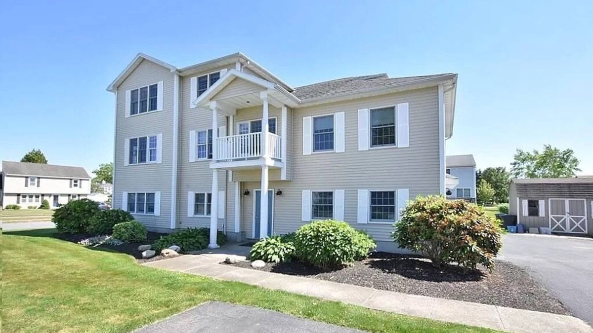 Eastward Look House | PLENTY OF ROOM FOR WHOLE FAMILY!