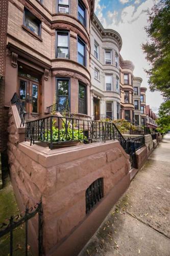 Prospect-Lefferts Gardens Historic District House | PLG House