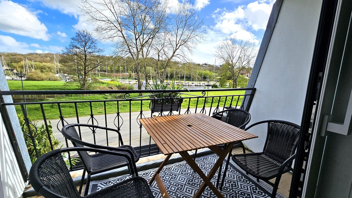 Pontrieux Apartment | Ploezal Appartement 2 Chambres A 5MN A Pied DU Centre DE Pontrieux