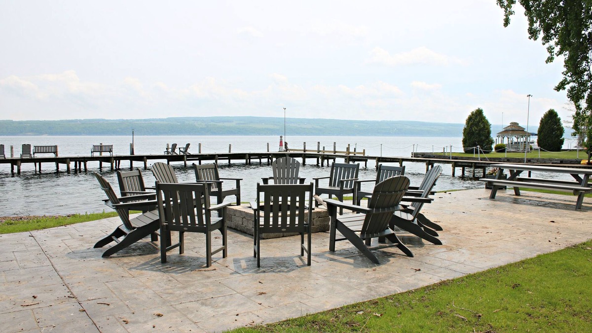 Himrod Hotel | Plum Point Lodge