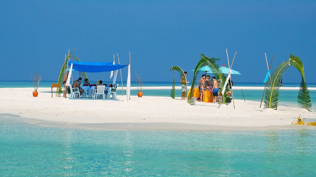 Thinadhoo House | Plumeria Maldives