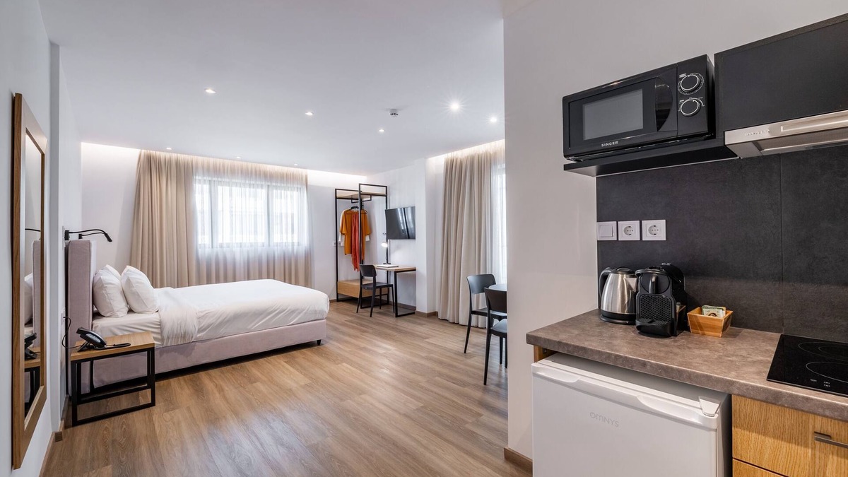Nea Smirni House | Pnoe Urban Living