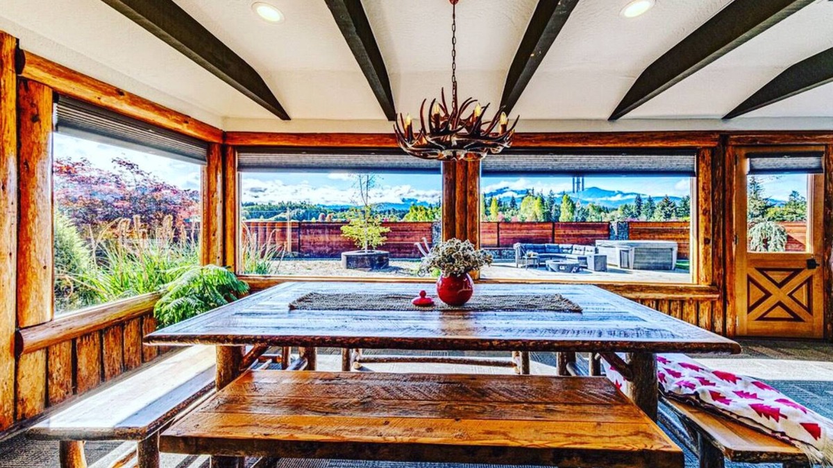 Port Angeles Cabin | PNW MountainView Lodge