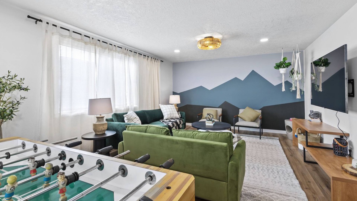 Gresham House | PNW Sanctuary at the Gorge Family Friendly Ranch