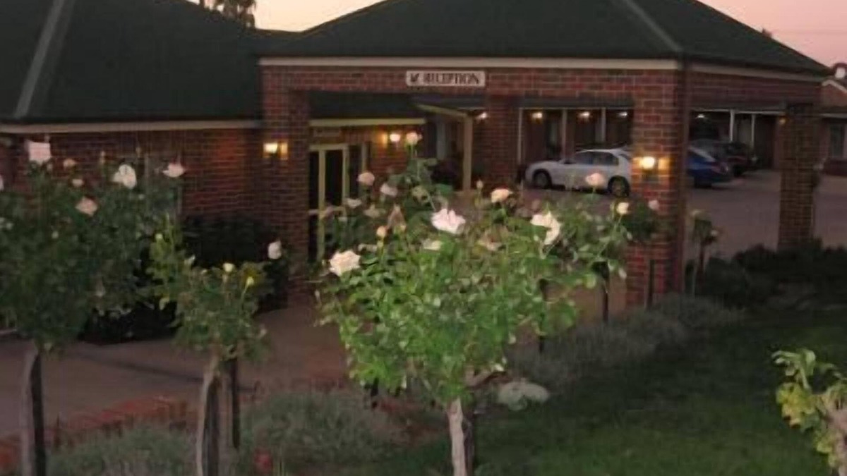 Rutherglen Hotel | Poachers Paradise Motel
