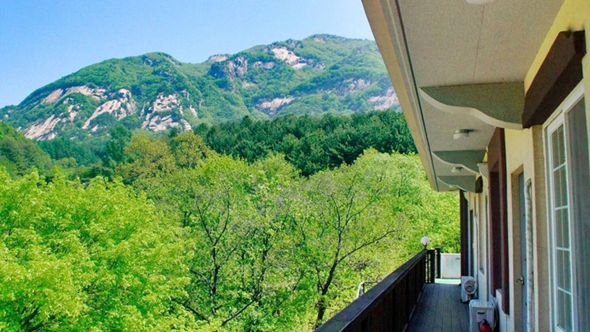Pocheon House | Pocheon Yeohaeng Sketch Pension