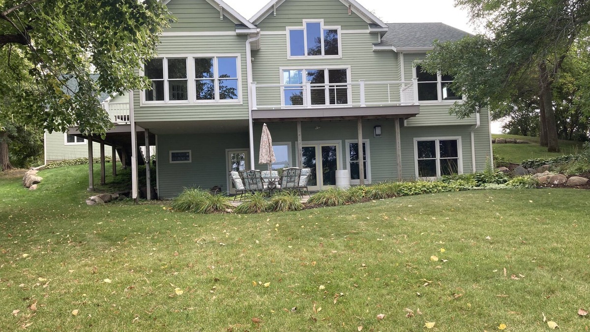 Lowry House | Pocket Lake Beauty