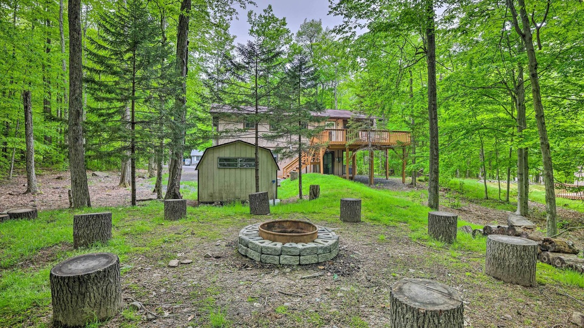 Locust Lake Village Cottage | Pocono Lake Chalet w/Deck, Fire Pit & Sunroom!