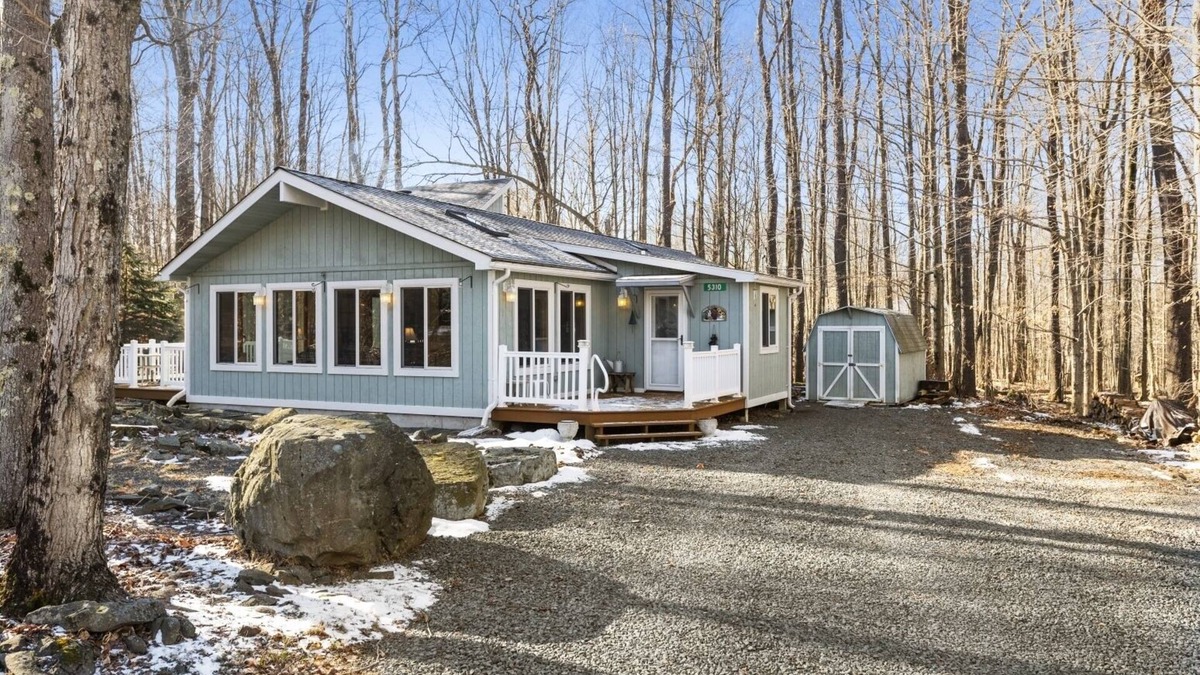 Thornhurst House | Pocono Paradise Getaway with Hot Tub