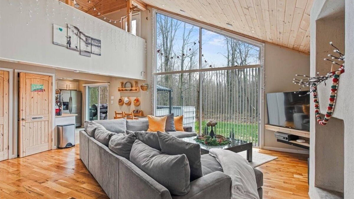 Tobyhanna Cottage | Pocono Scandinavian Cottage by RedAwning