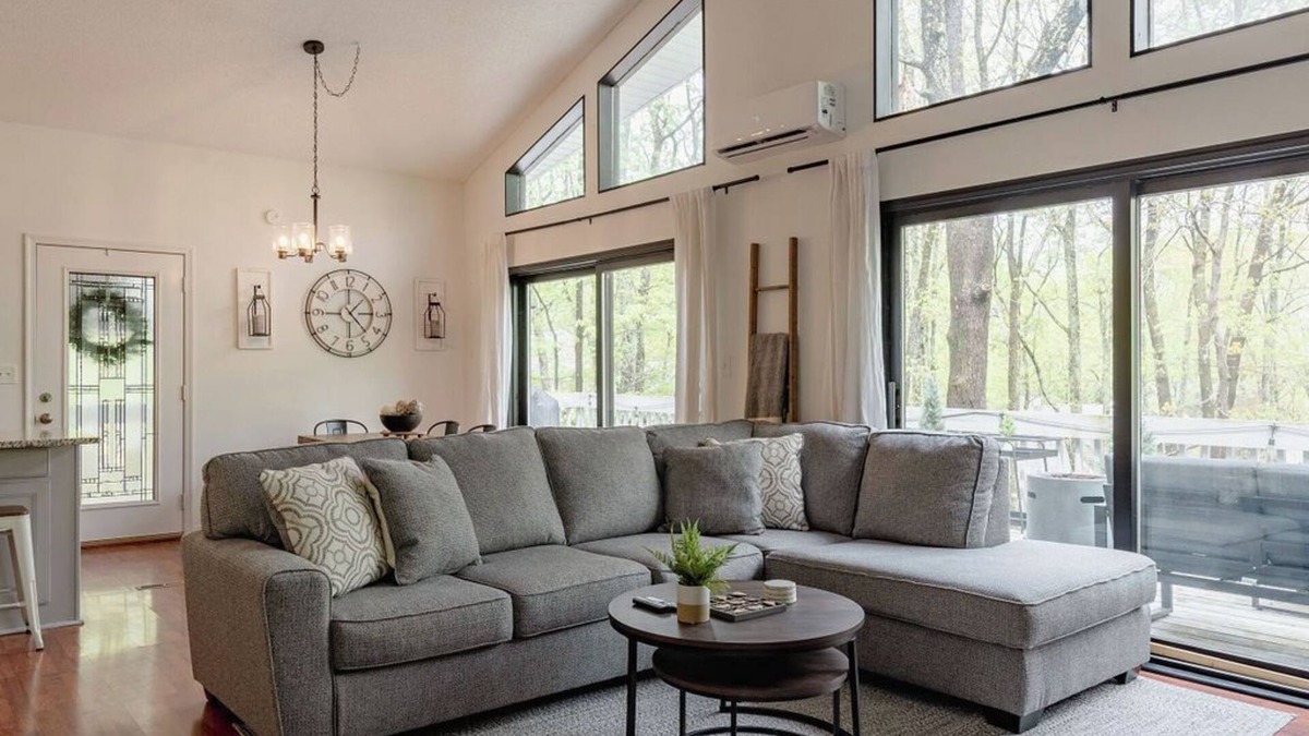 Bushkill House | Poconos Chatham Continental - Deck & Fire Pit