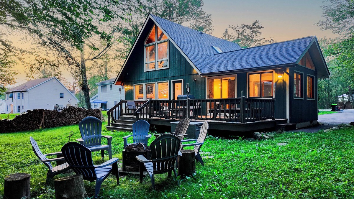 Tobyhanna Cabin | #PoconosForTwo