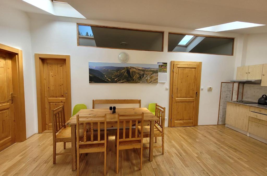 Svoboda nad Upou Apartment | Pod střechou