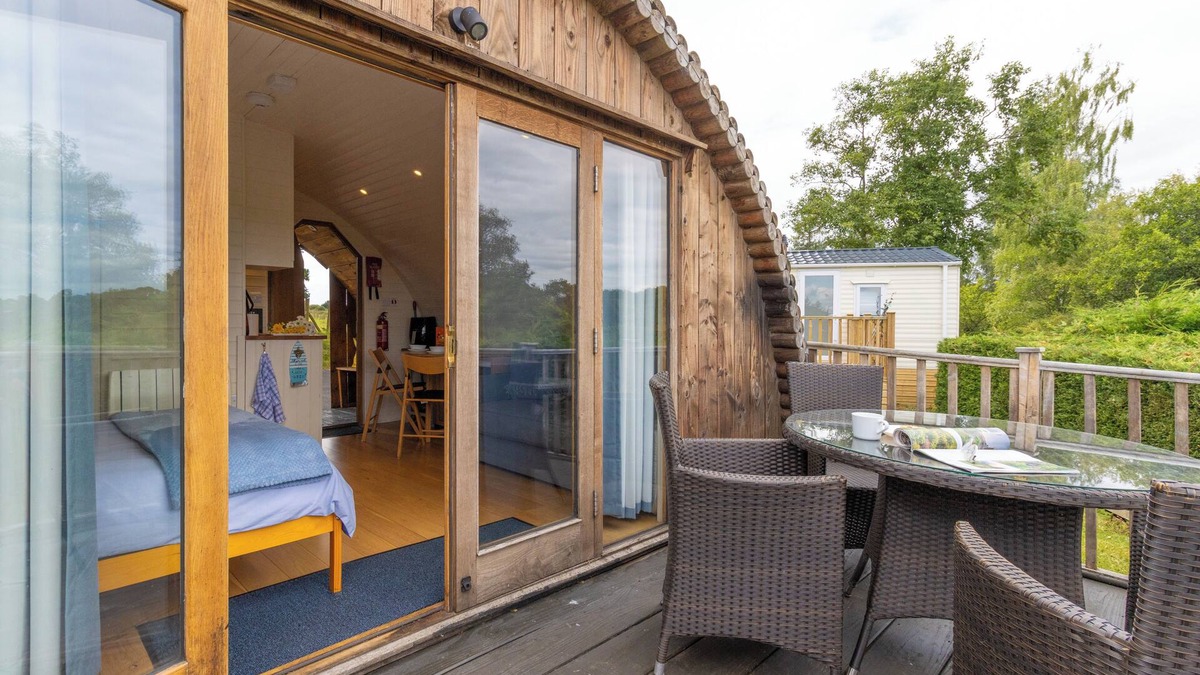 Llangammarch Wells House | Pod1 Heron Powys River Glamping Pods Builth Wells Wales