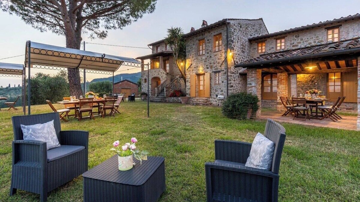 Capannori Villa | Podere Oasi, private villa with fenced pool, view, WiFi