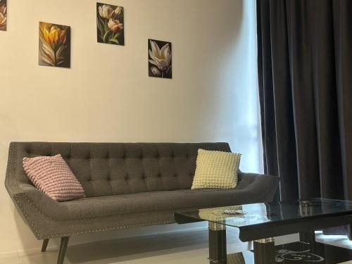 Taman Charming Apartment | Podium Home 3 for 7pax at AEON Shopping Mall Kuching