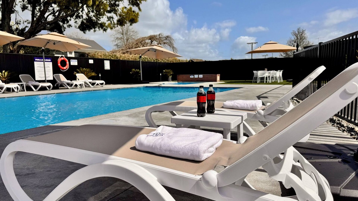 Cambridge Hotel | Podium Lodge
