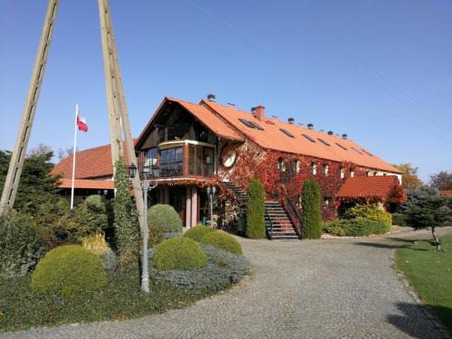 Modliszow House | Podkowa Modliszów