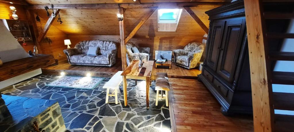 Strba House | Podkrovie v zeleni - privat