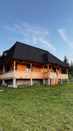 Neagra Sarului Cabin | Poiana cu Sinziene