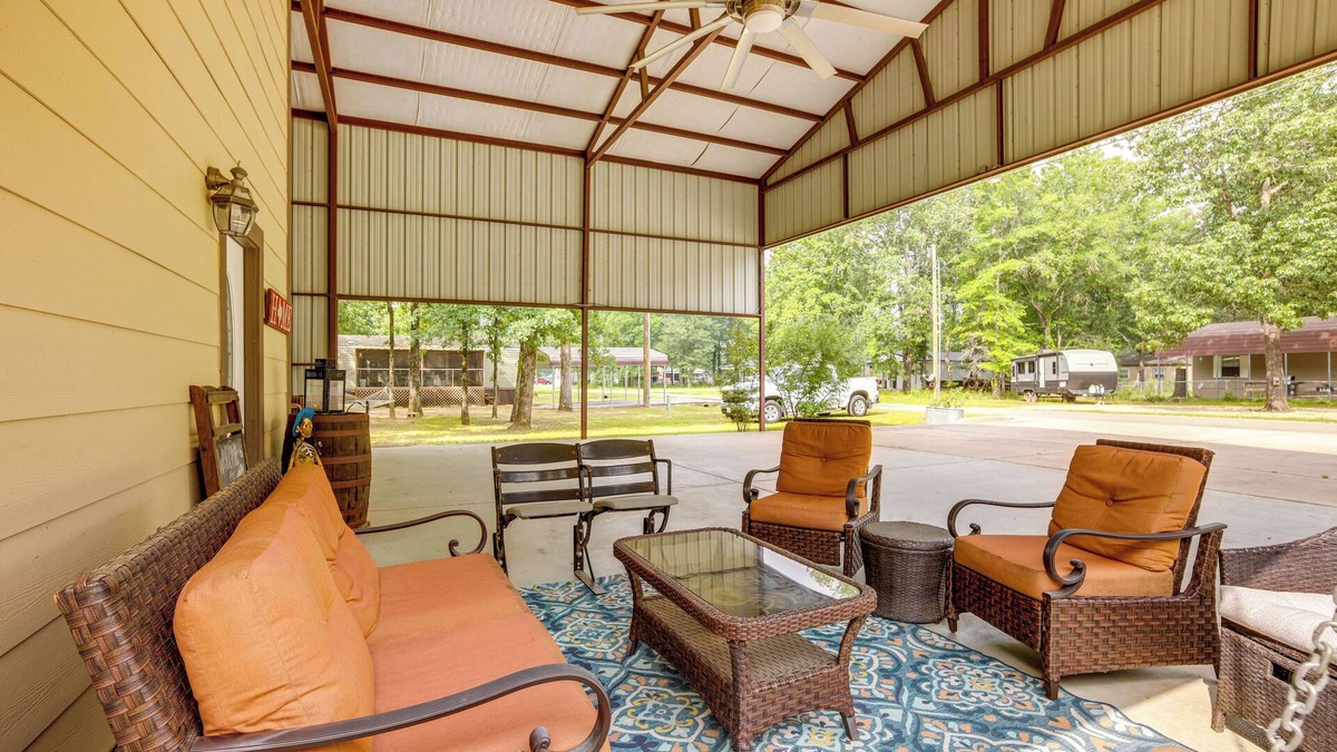 Pointblank House | Point Blank Vacation Rental w/Large Patio!