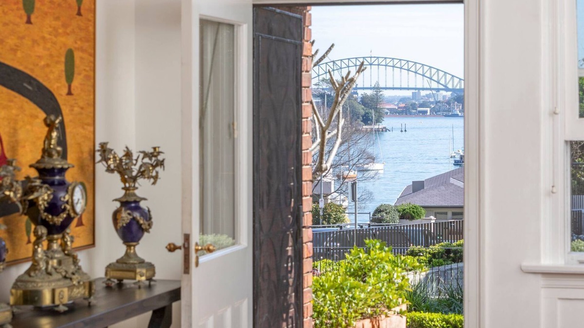 Bellevue Hill Apartment | Point Piper Luxe by Contemporary Hotels