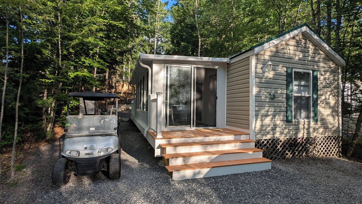 Brunswick Cabin | Point Sebago Resort - Cottage Rental close to the Beach and Amenities!