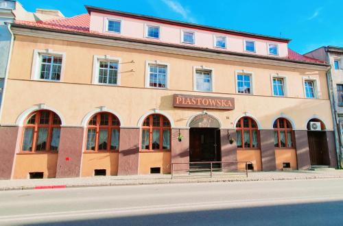 Miedzyrzecz Hotel | Pokoje do wynajęcia Piastowska