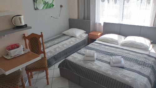 Dzwirzyno House | Pokoje gościnne Akacja Resko