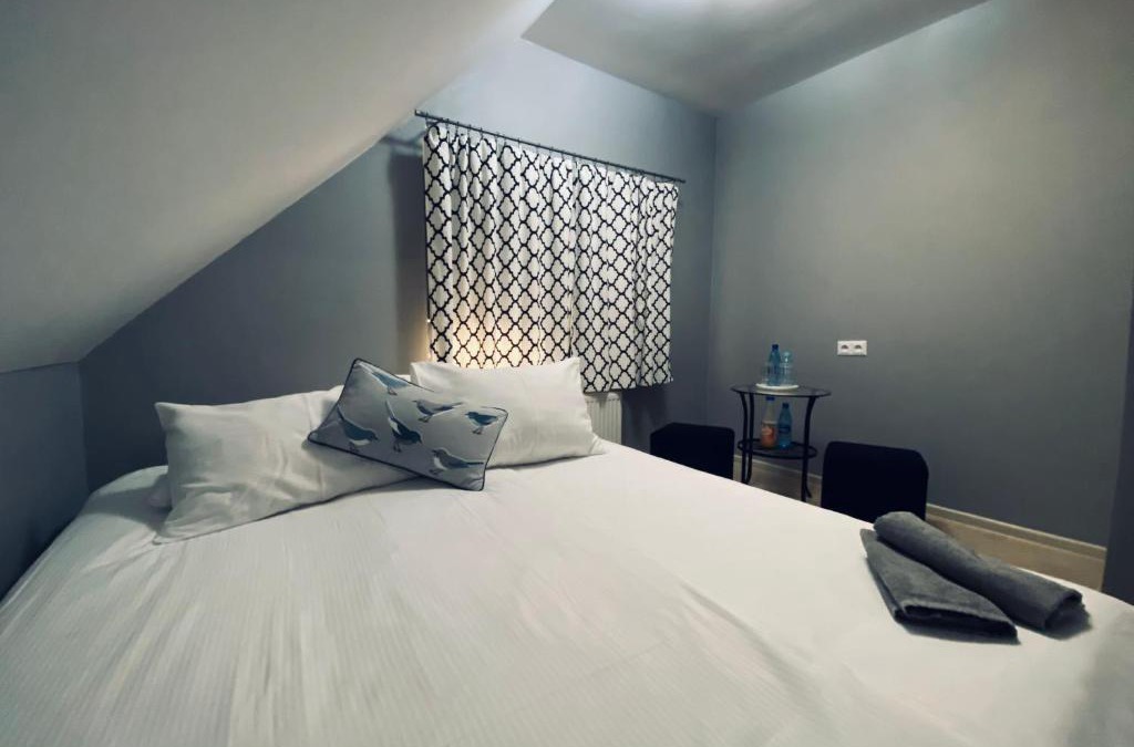 Legnica House | Pokoje Gościnne u Kovi