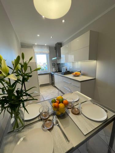 Redlowo House | POKOJE i APARTAMENTY LIMONKA do plaży 900m STOCZNIOWCÓW 13