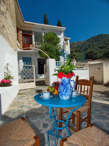 Tzitzifia House | Polidoros vintage house 13 km from Elafonisi
