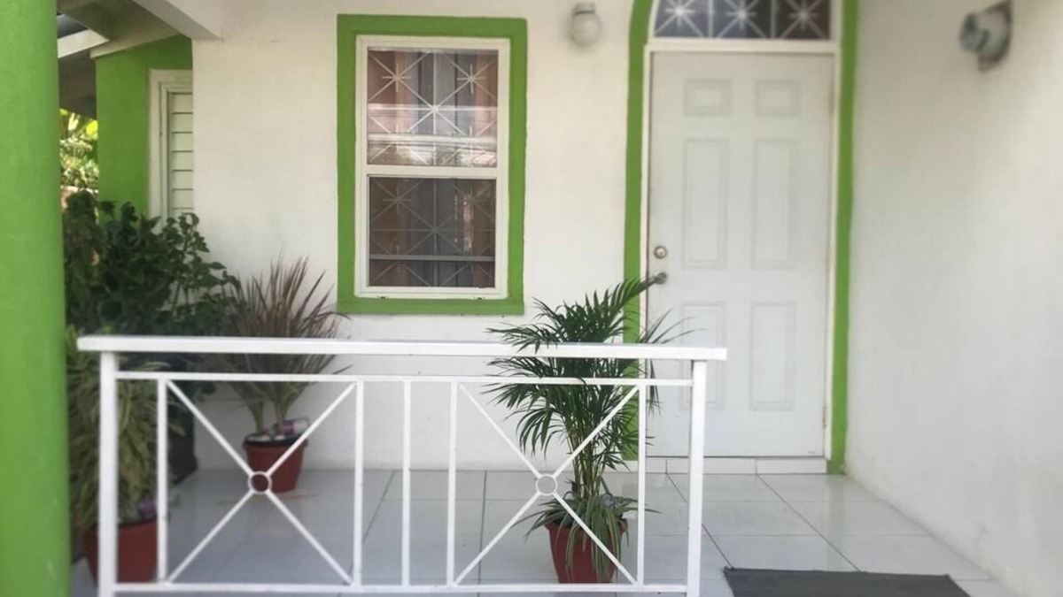 Old Harbour House | Polly dreams Vacation home, Aviary old Harbor