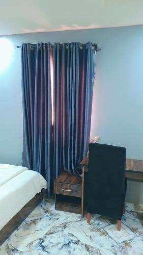 Oba Ile Hotel | Pollyjolly Hotel And Suites