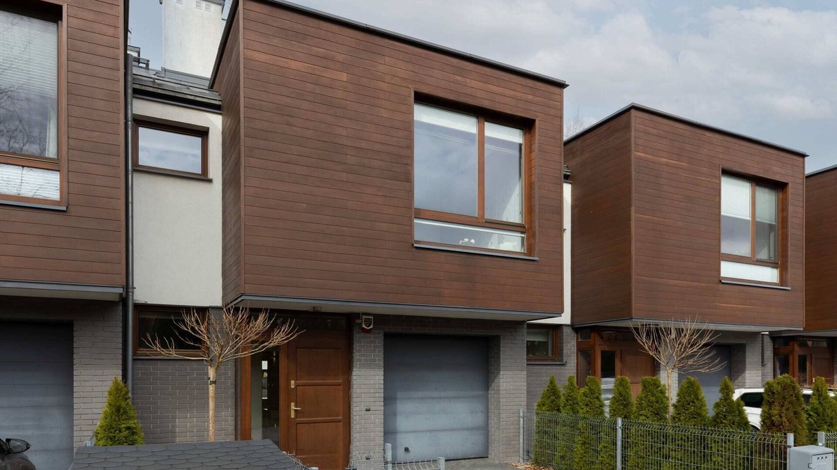 Pruszkow House | Polnych Maków 35 | Elegant House | Parking