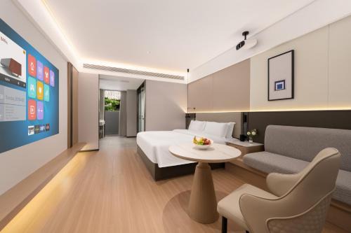 Nanqu Subdistrict Hotel | Poltton Century Hotel - Zhongshan Dayong Redwood Culture Expo City