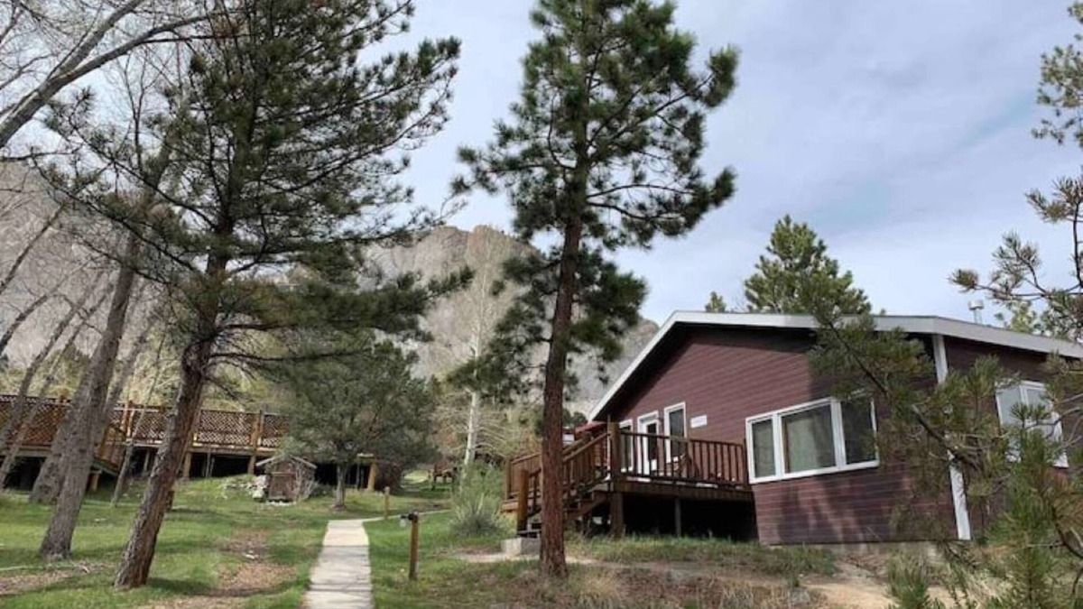 Nathrop Cabin | Pomeroy Cabin at Deer Valley with geothermal pool & more! Family & Pet Friendly