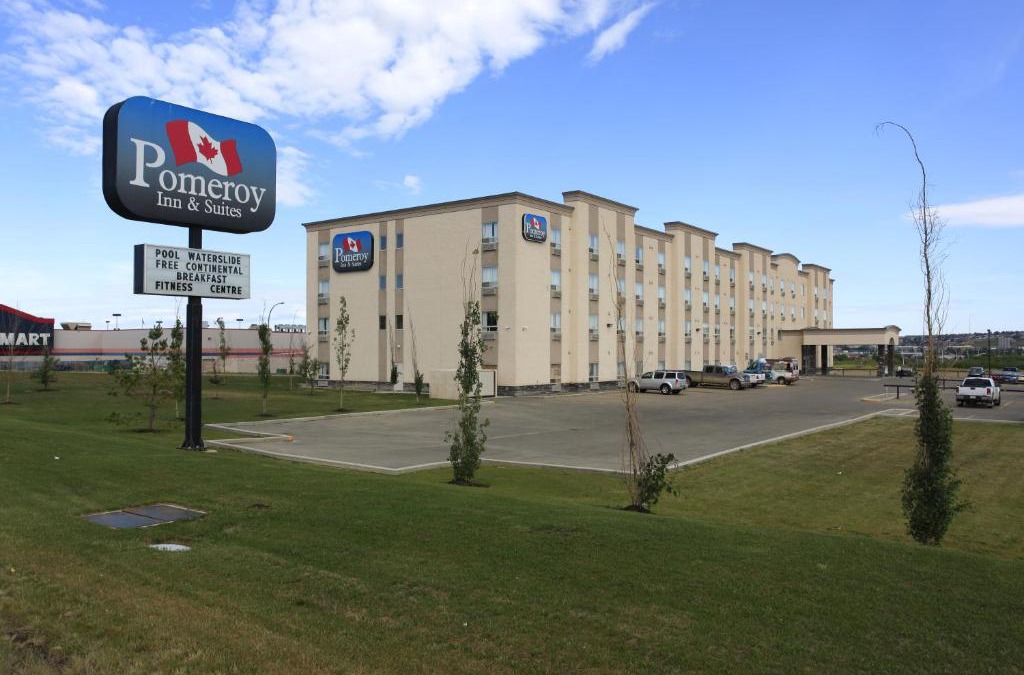 Dawson Creek Hotel | Pomeroy Inn and Suites Dawson Creek
