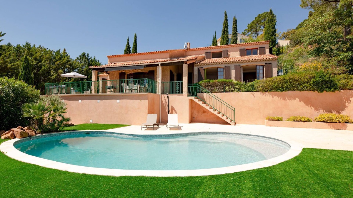 Espero-Pax House | Ponderosa by Interhome