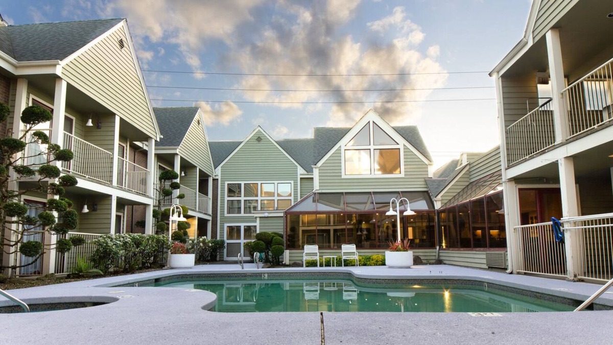 City Central Hotel | Ponderosa Inn Gresham