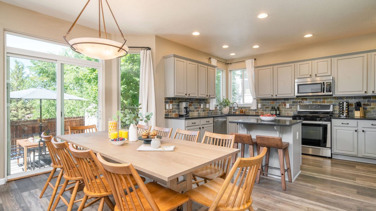 Mountain View House | Ponderosa Pines by AvantStay | Family Friendly, 10 mins from Central Bend