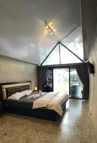Batunya House | Pondok Kebun Gunung